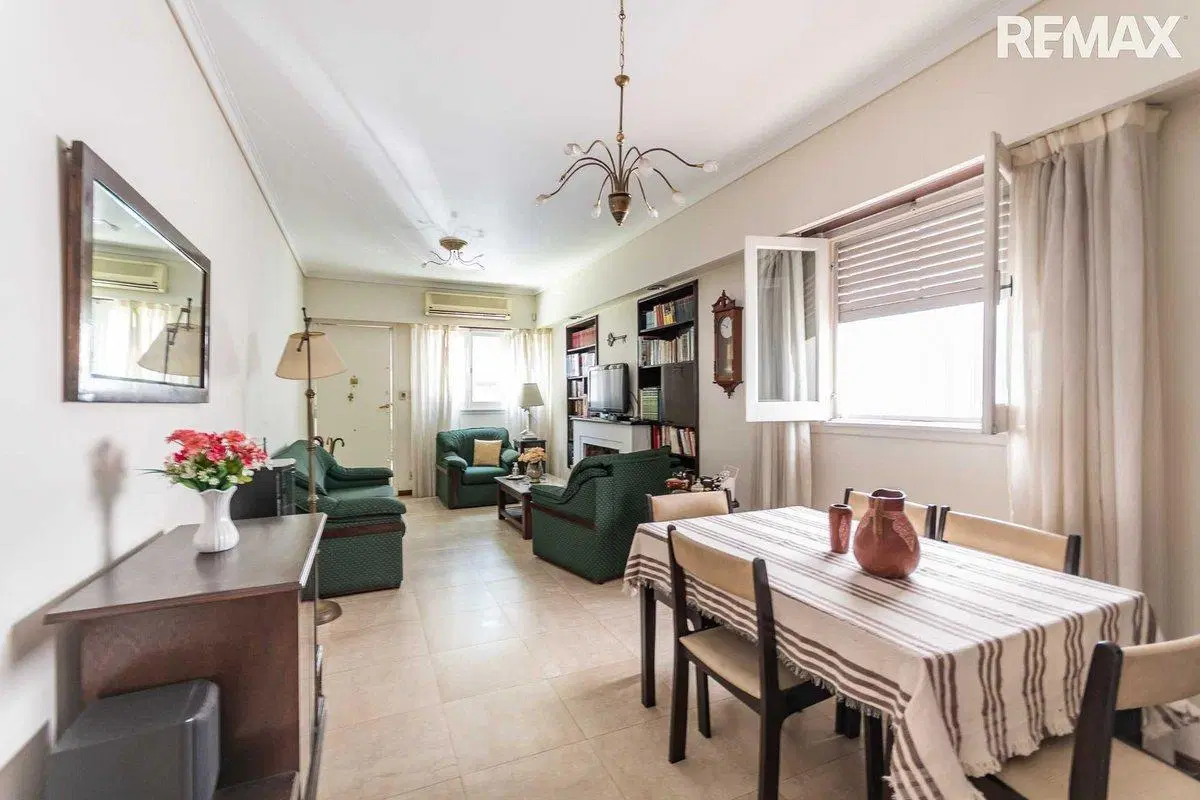 CASA EN VENTA FLORESTA ZONA COMERCIAL 3