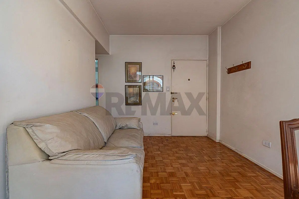 VENTA DEPTO 3 AMB APTO CREDITO FRENTE CON BALCON 4