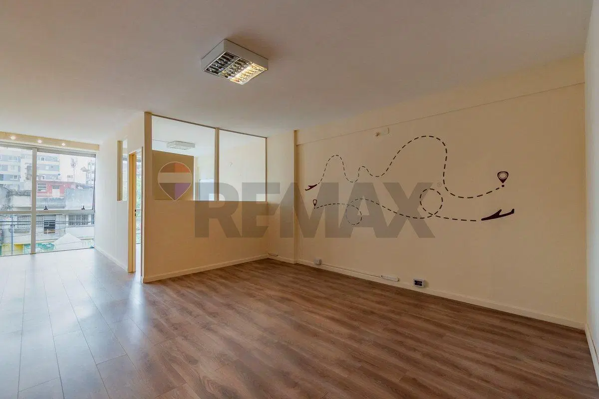 OFICINA EN ALQUILER 91.5 M2 CON COCHERA PALERMO 5