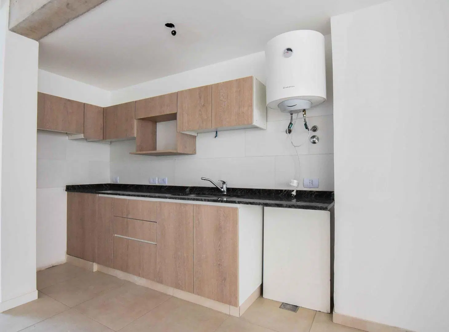 Venta Monoambiente con Patio San Telmo Apto Prof. 2