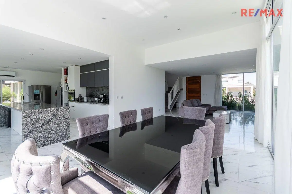 VENTA CASA TERRALAGOS  5 AMB CON PILETA Y PARRILLA 3