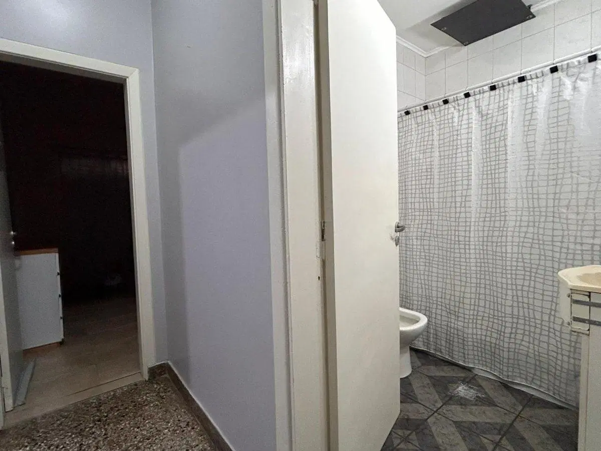 VENTA CASA 4 AMB JARDÍN GARAGE Y QUINCHO GERLI 2