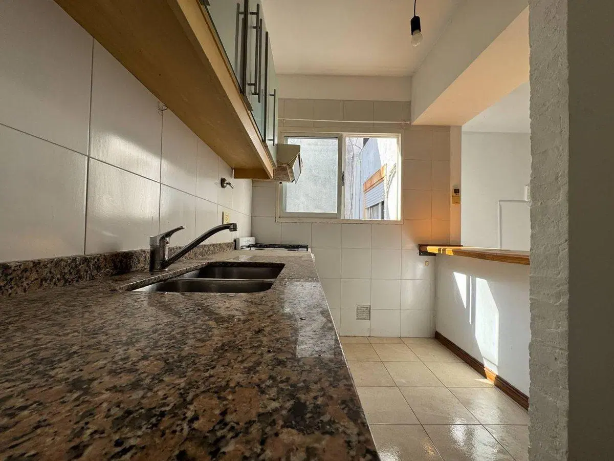 VENTA PH DE 2 AMB C/TERRAZA FLORES- APTO CREDITO 3