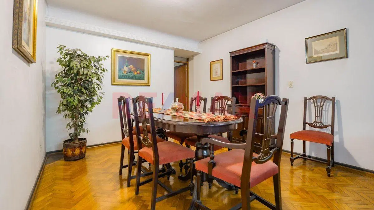 VENTA PISO 4 AMB BELGRANO C/ COCHERA Y PATIOS 4