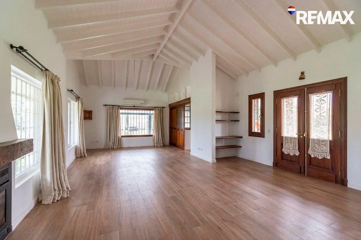 CASA DE CAMPO EN VENTA s/LOTE 1 HA c/MOLINO 3