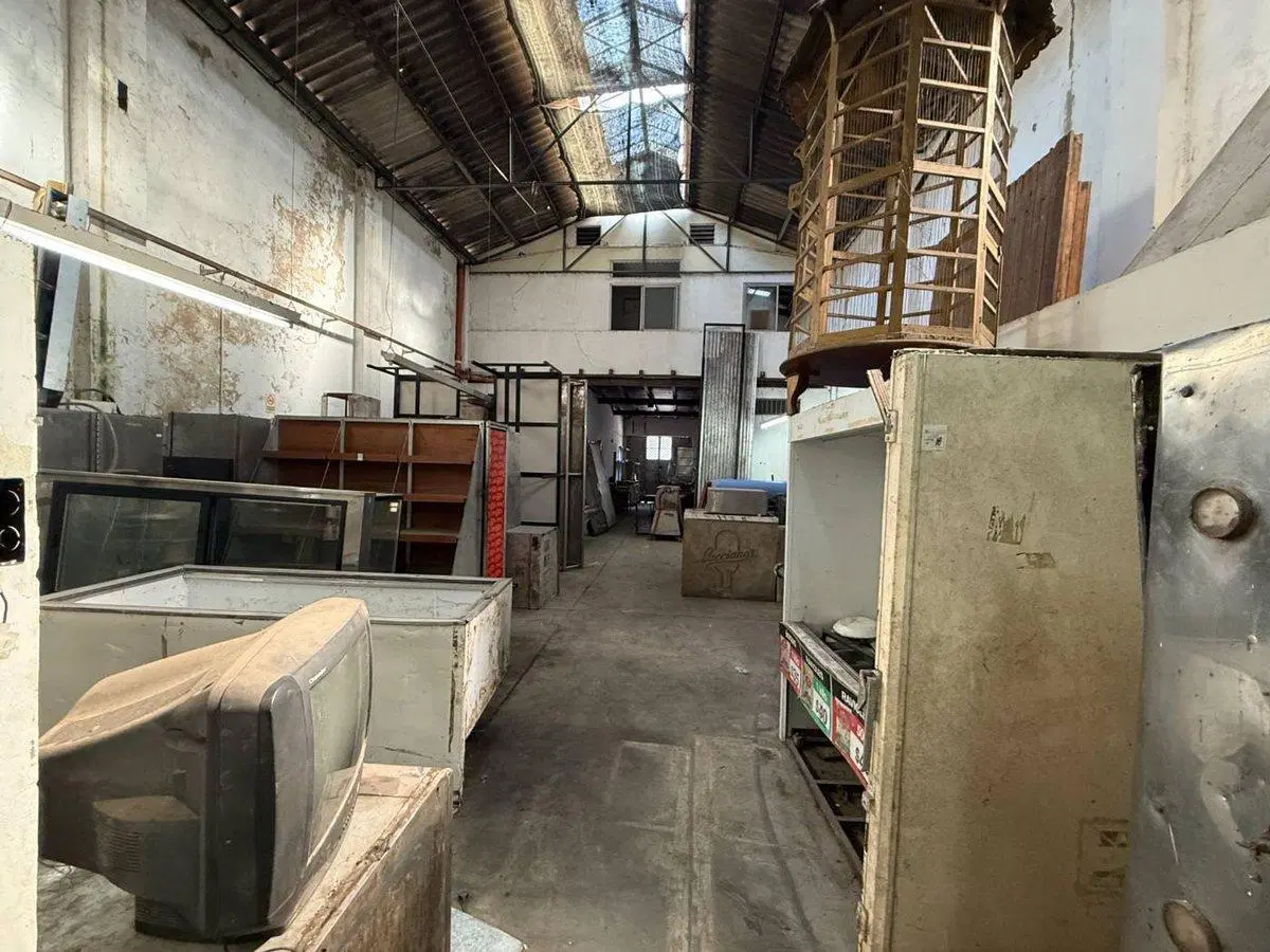 VENTA GALPON OPORTUNIDAD VALENTIN ALSINA 450M2 5