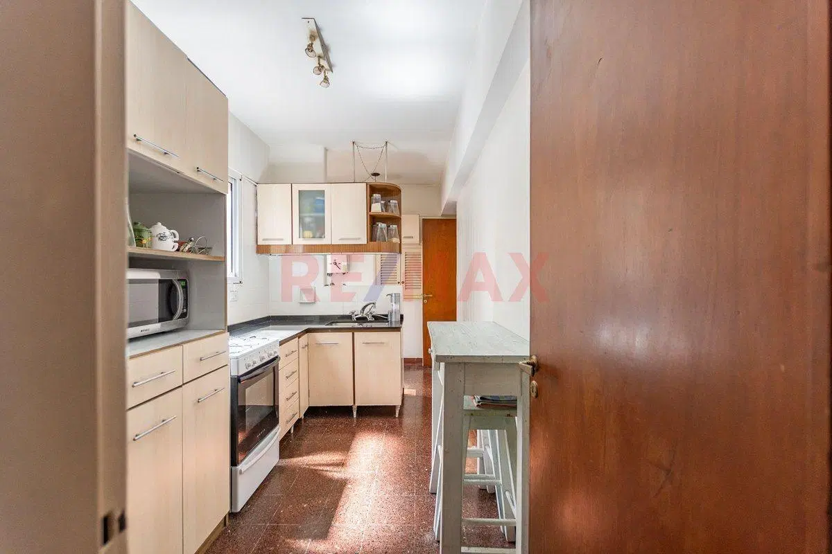 DEPTO 4 AMB VENTA CON BALCÓN EN VILLA GRAL MITRE 3