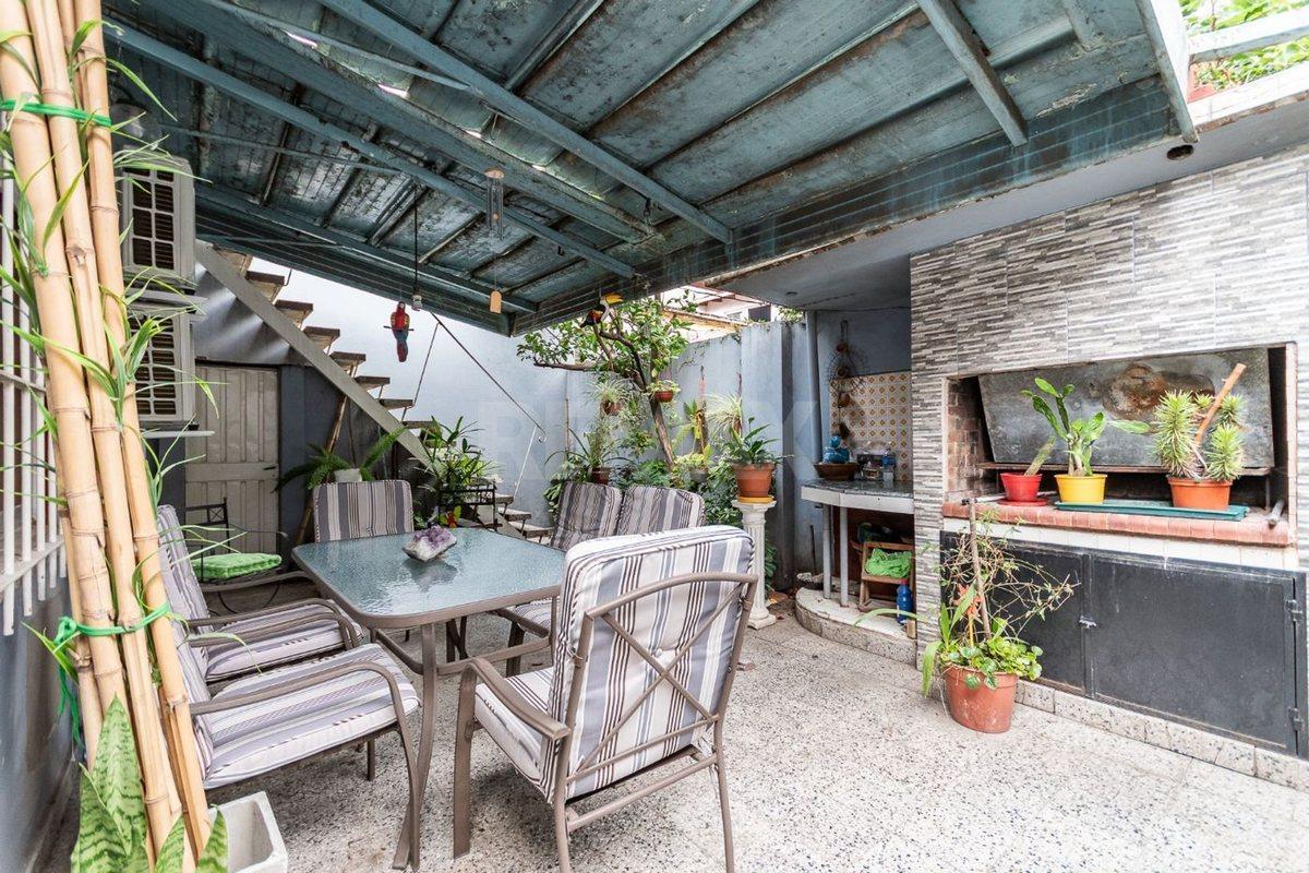 VENTA PH MATADEROS 6 AMBIENTES COCHERA MULTIFAMILI
