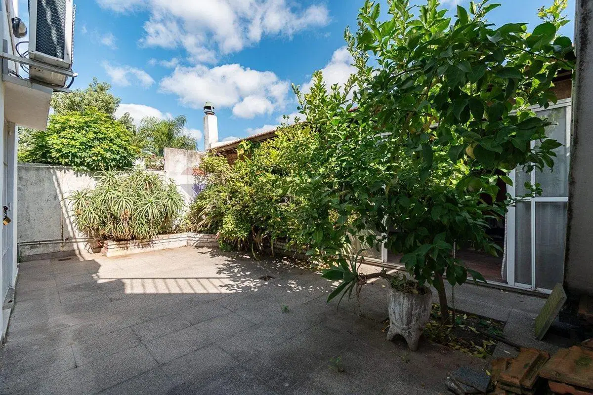 CASA VENTA P AVELLANEDA MULTIFAMILIAR QUINC.COCHER 5