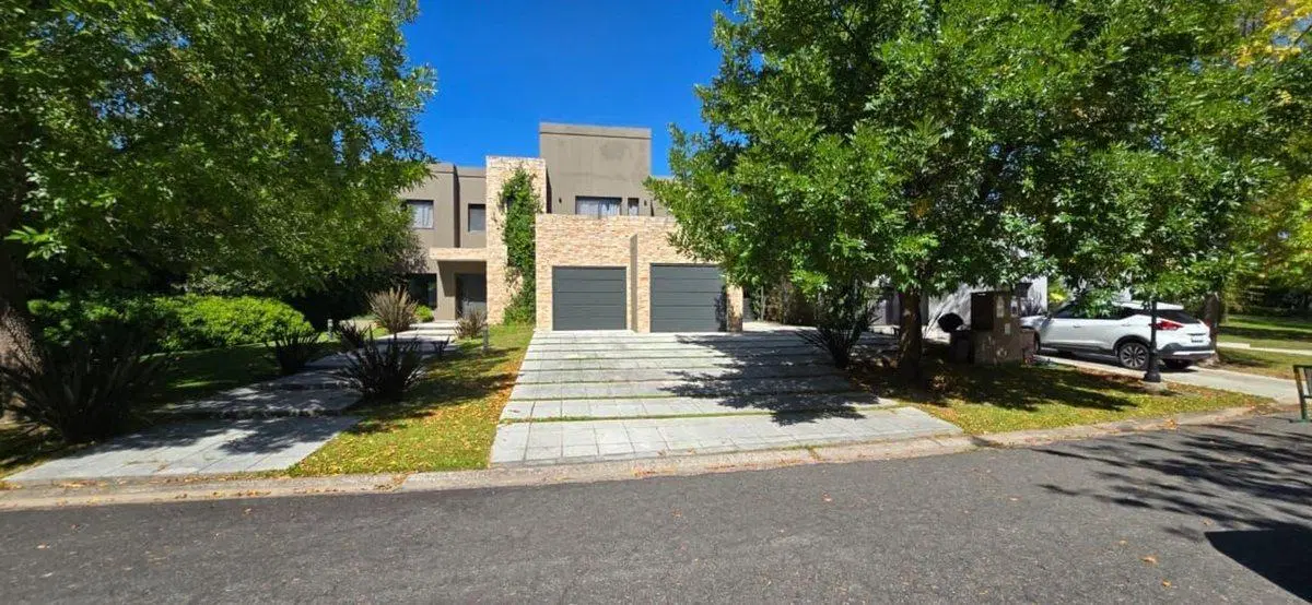 HERMOSA CASA EN BARRIO CERRADO SAN ISIDRO LABRADOR 4