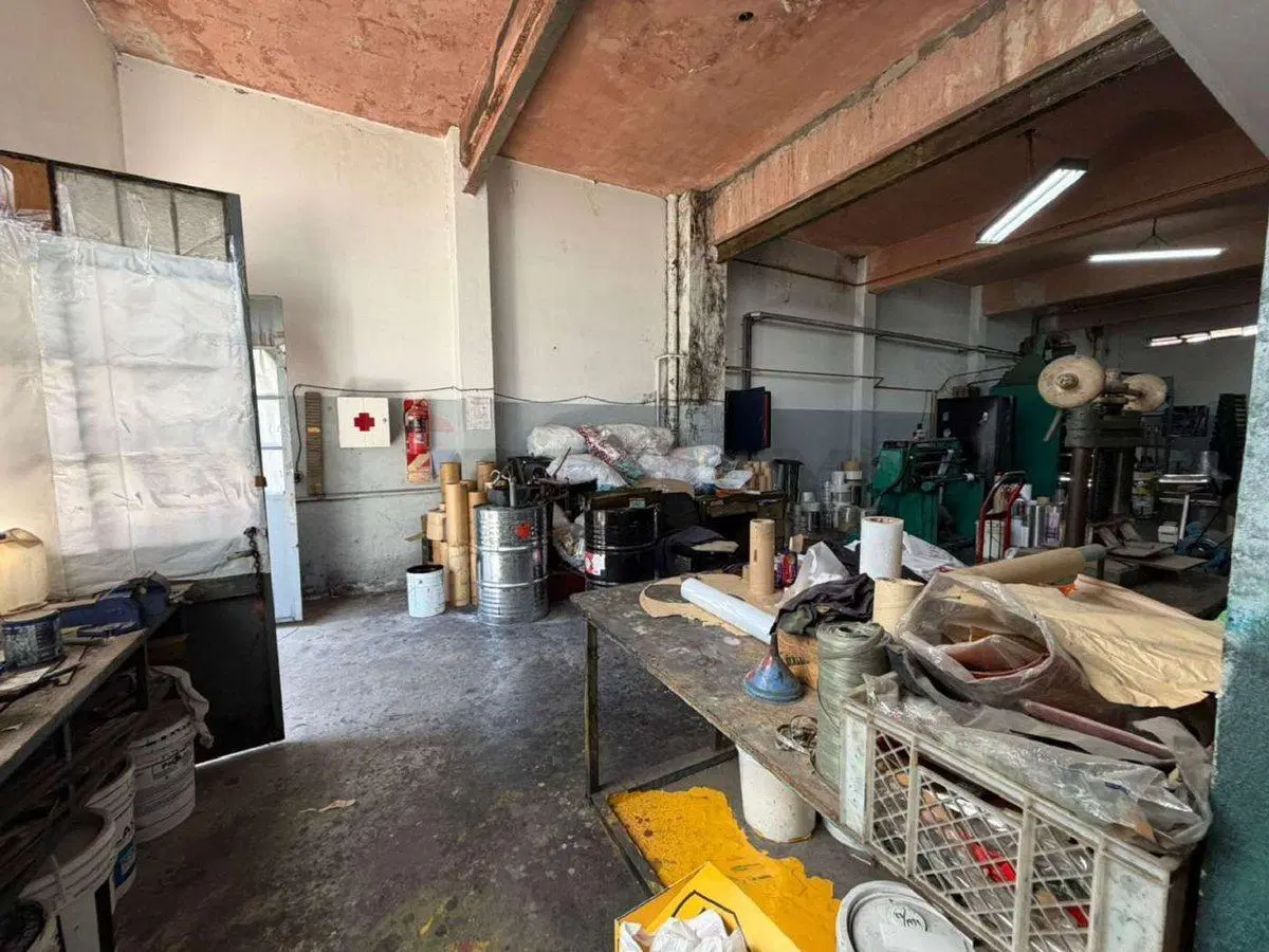 Alquiler amplio galpón San Martin + opc. vivienda 3