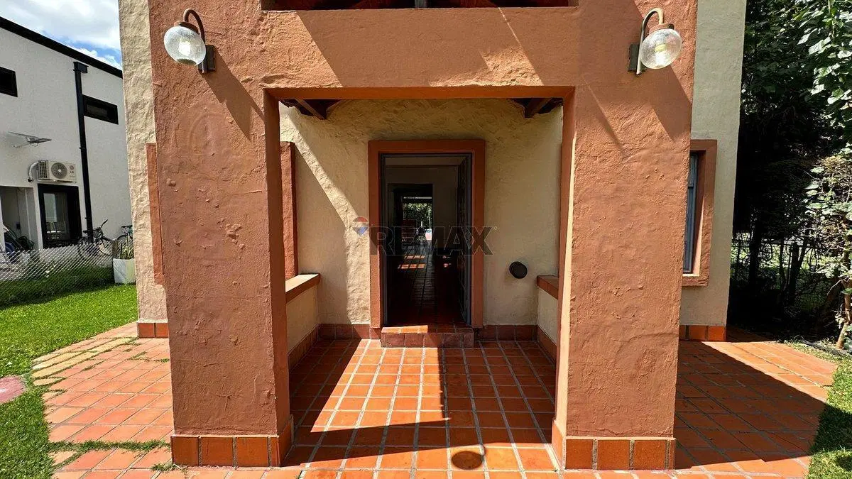 Casa en Venta en Country Banco Provincia Sector 1 4