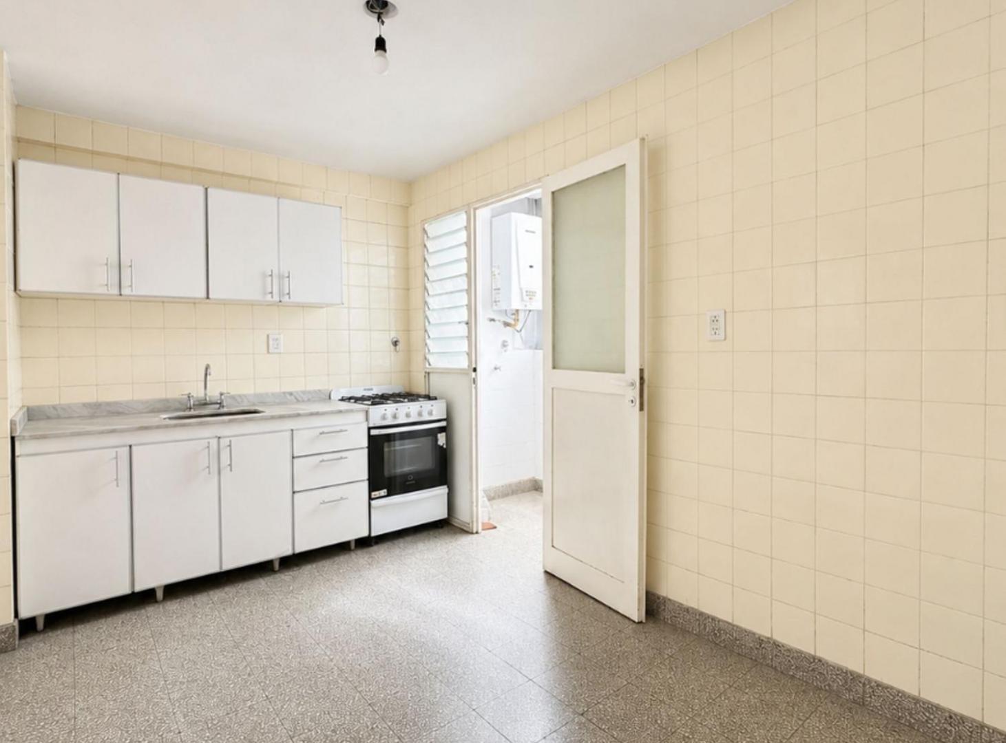 Foto de VENTA COMODO DPTO 3 AMB EN CABALLITO, imagen 5