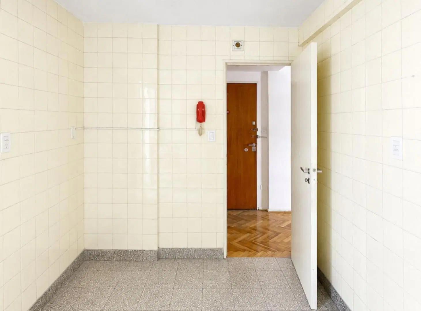 VENTA COMODO DPTO 3 AMB EN CABALLITO 2
