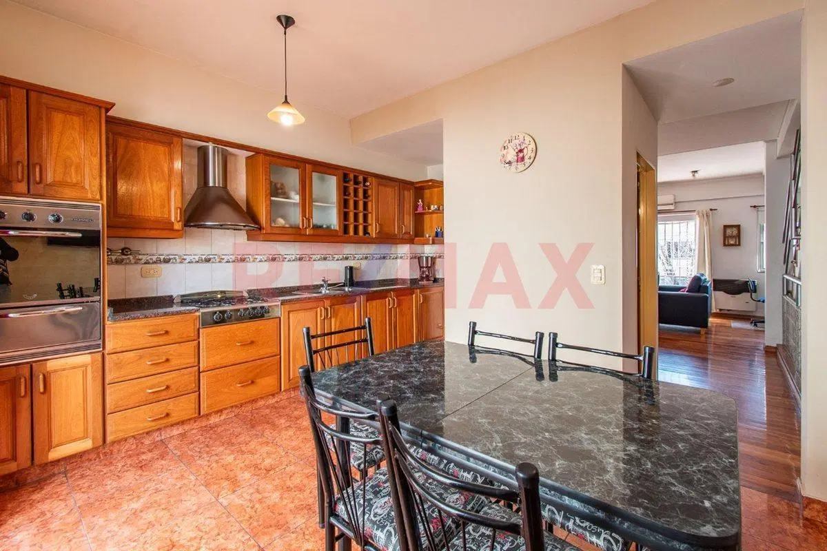 VENTA PH TIPO CASA 4 AMB PATIO COCHERA EN ALMAGRO 4