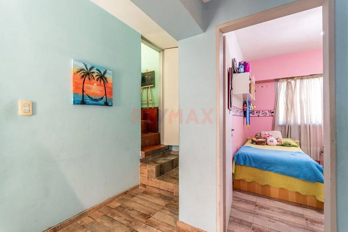 CASA EN VENTA 5 AMB. PARQUE CHACABUCO 2