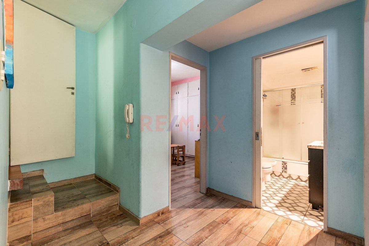 Foto de CASA EN VENTA 5 AMB. PARQUE CHACABUCO, imagen 2