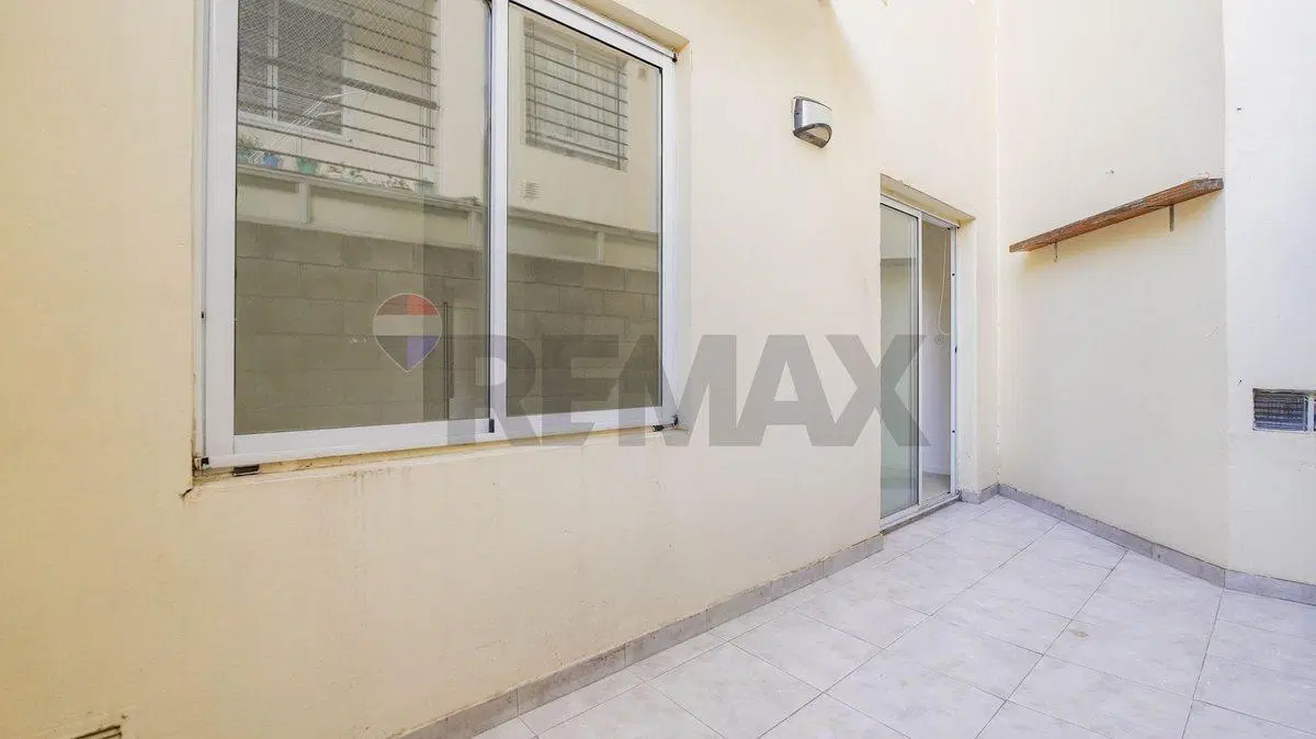 VENTA DEPTO 2 AMB PATIO Y COCHERA FIJA VILLA LURO 3