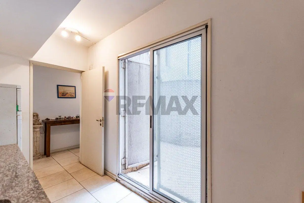 DEPTO 2 AMB VENTA C/COCHERA APTO PROFESIONAL 5