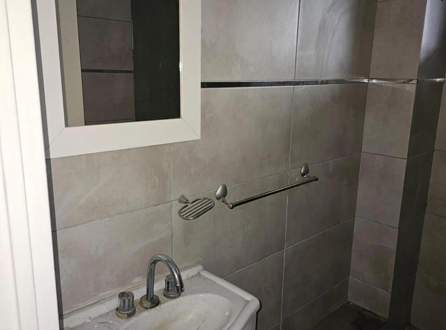 VENTA MONO FT LUMINOSO BALCON-AVELLANEDA 2