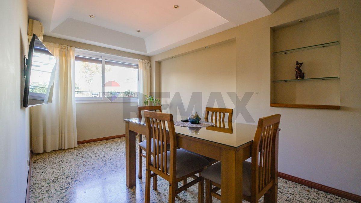 Dpto 3 amb en Venta impecable y luminoso en Flores