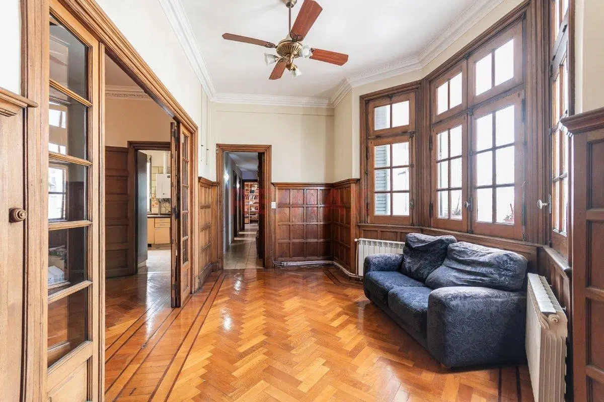 VENTA DEPARTAMENTO 5 AMBIENTES AV. ENTRE RÍOS 900 2