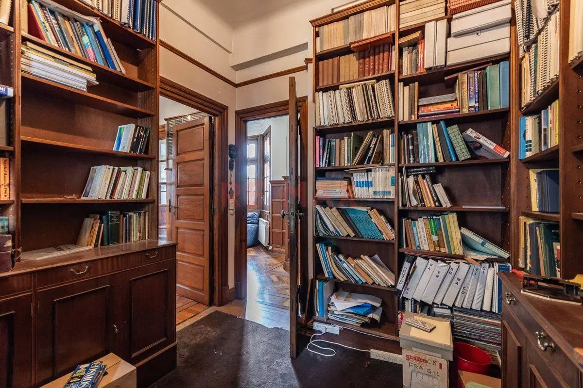 VENTA DEPARTAMENTO 5 AMBIENTES AV. ENTRE RÍOS 900 5