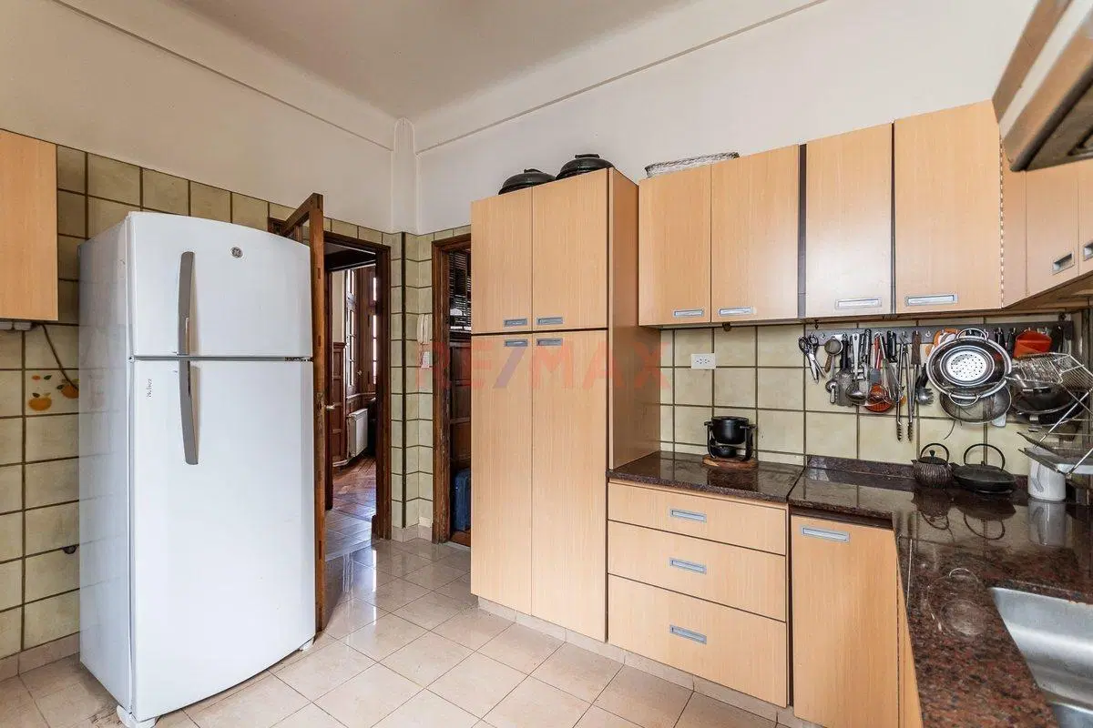 VENTA DEPARTAMENTO 5 AMBIENTES AV. ENTRE RÍOS 900 4