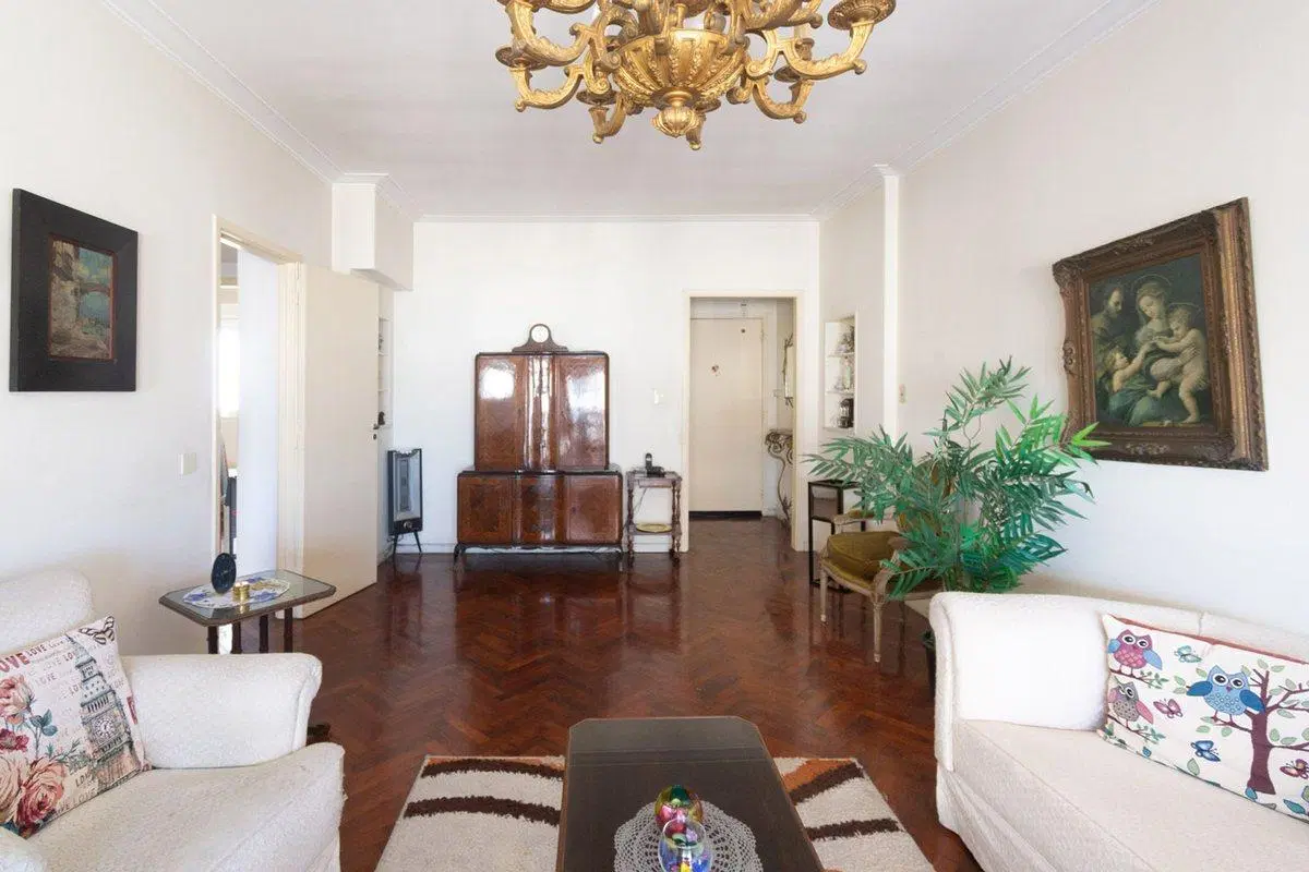 3 ambientes con dependencia en barrio Montserrat 4
