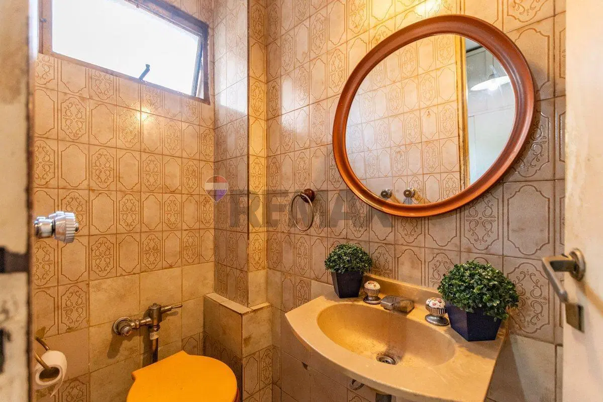 VENTA DEPTO 3 AMB CON DEPENDENCIAS ALMAGRO 3