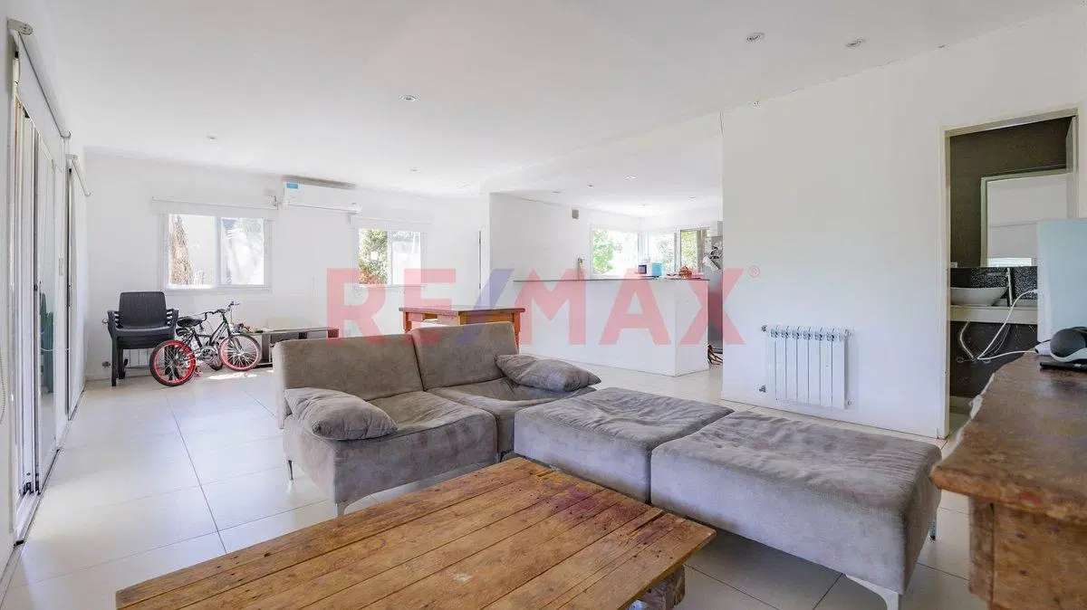 Casa Venta  4 amb  Santa Guadalupe Pilar del Este 4