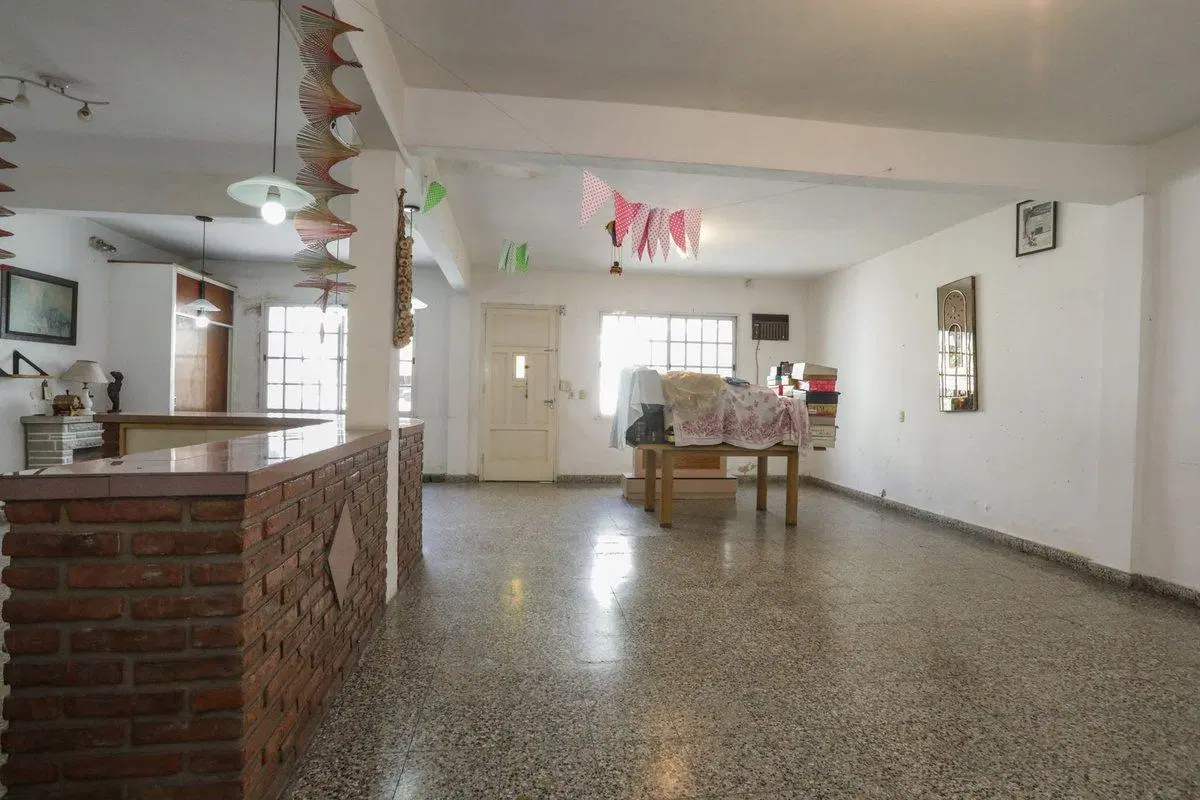 VENTA Casa 5 Amb Villa Riachuelo Quincho y Piscina 2