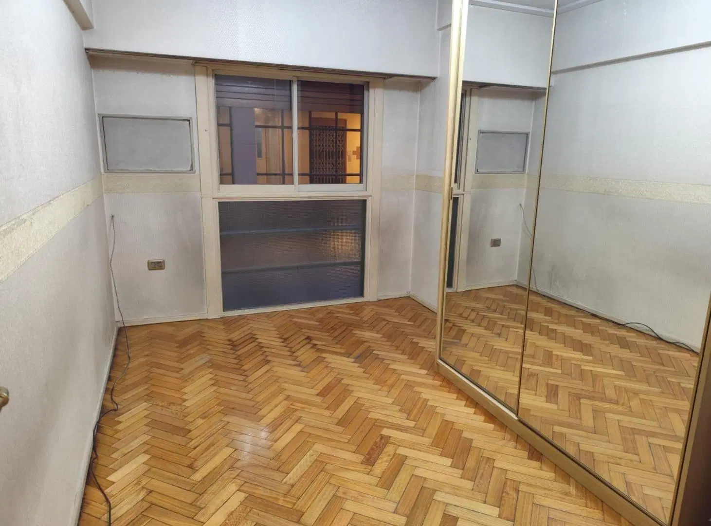 Venta Departamento 3 ambientes C/Balcon al frente 5