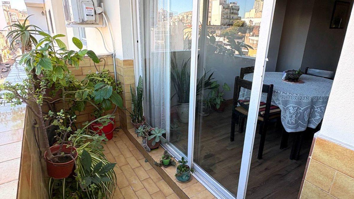 DEPTO VENTA 3 AMB SAN TELMO COCHERA