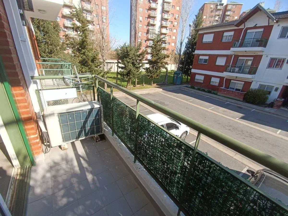 Venta Departamento PH 2 amb cochera Apto Credito 4