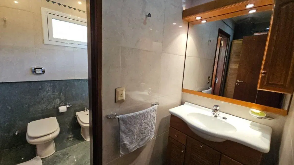 CHALET 6 AMB. BARRIO CERRADO CAMPOS DE ALVAREZ 4