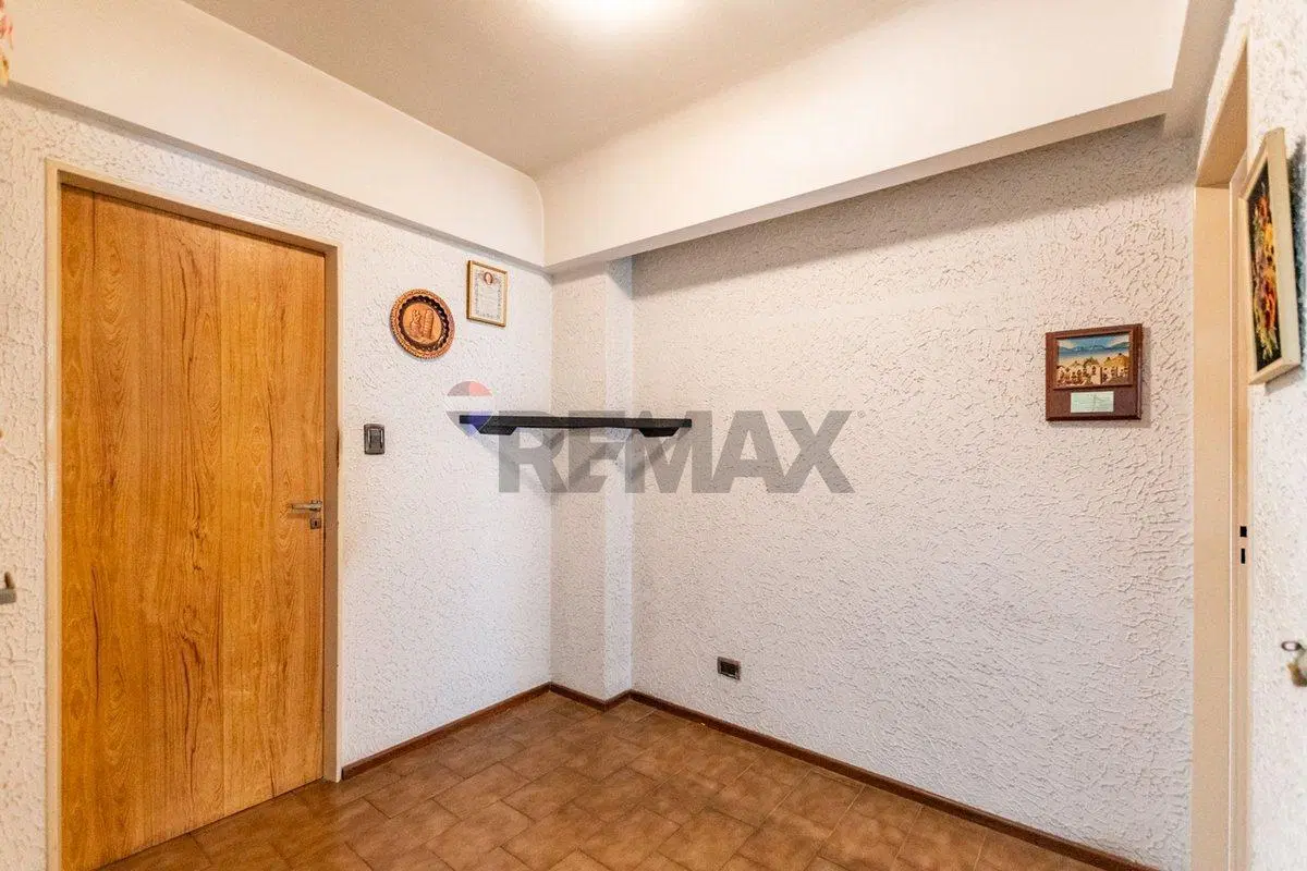 VENTA DTO 4 AMB DEPENDENCIA COCHERA CABALLITO 5