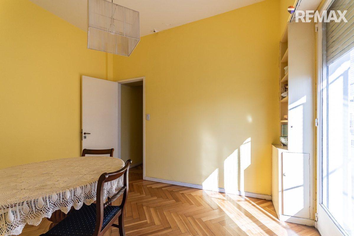 Foto de VENTA DEPTO 2 AMB CON BALCON CORRIDO, imagen 3