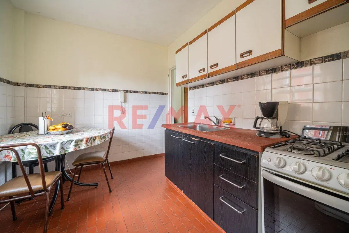 VENTA EXCELENTE Dpto. 4 AMB. EN BARRIO SAMORÉ 5