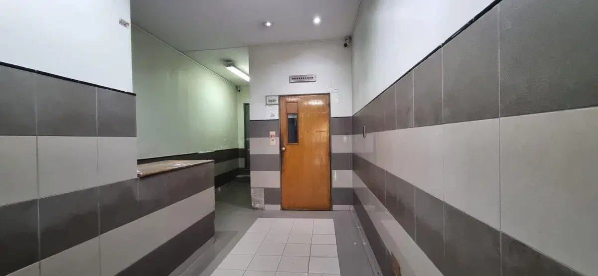 Venta oficina con balcón Barrio de  Once 4