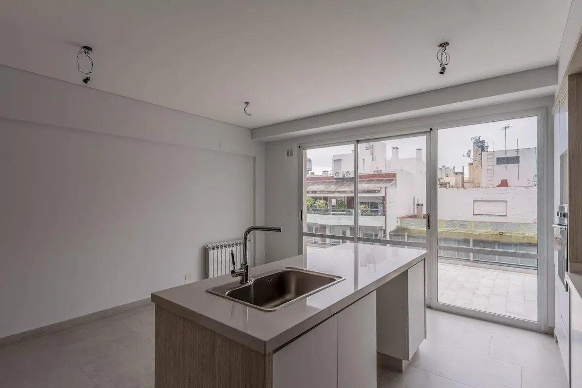VENTA PISO 4 AMB ESTR CATEG LUM COCH -CABALLITO 5