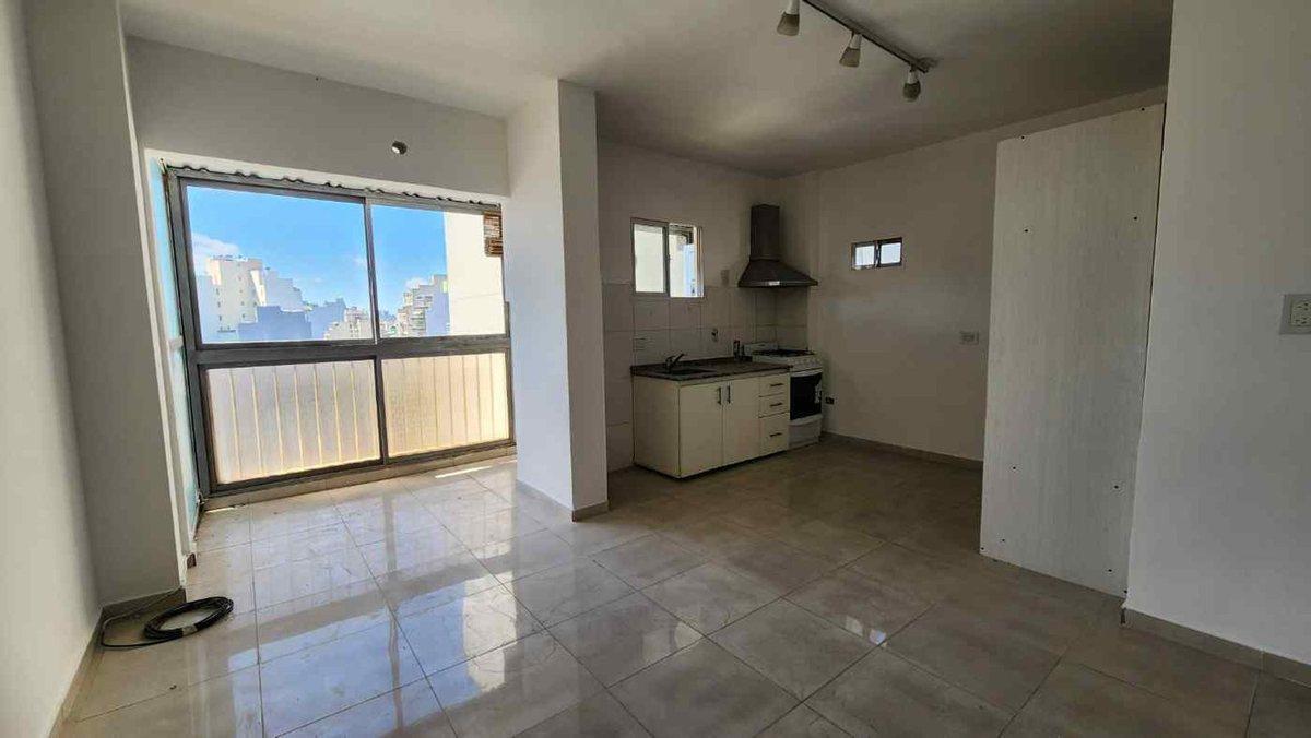 ALQUILER MONOAMBIENTE SIN EXPENSAS LUMINOSO
