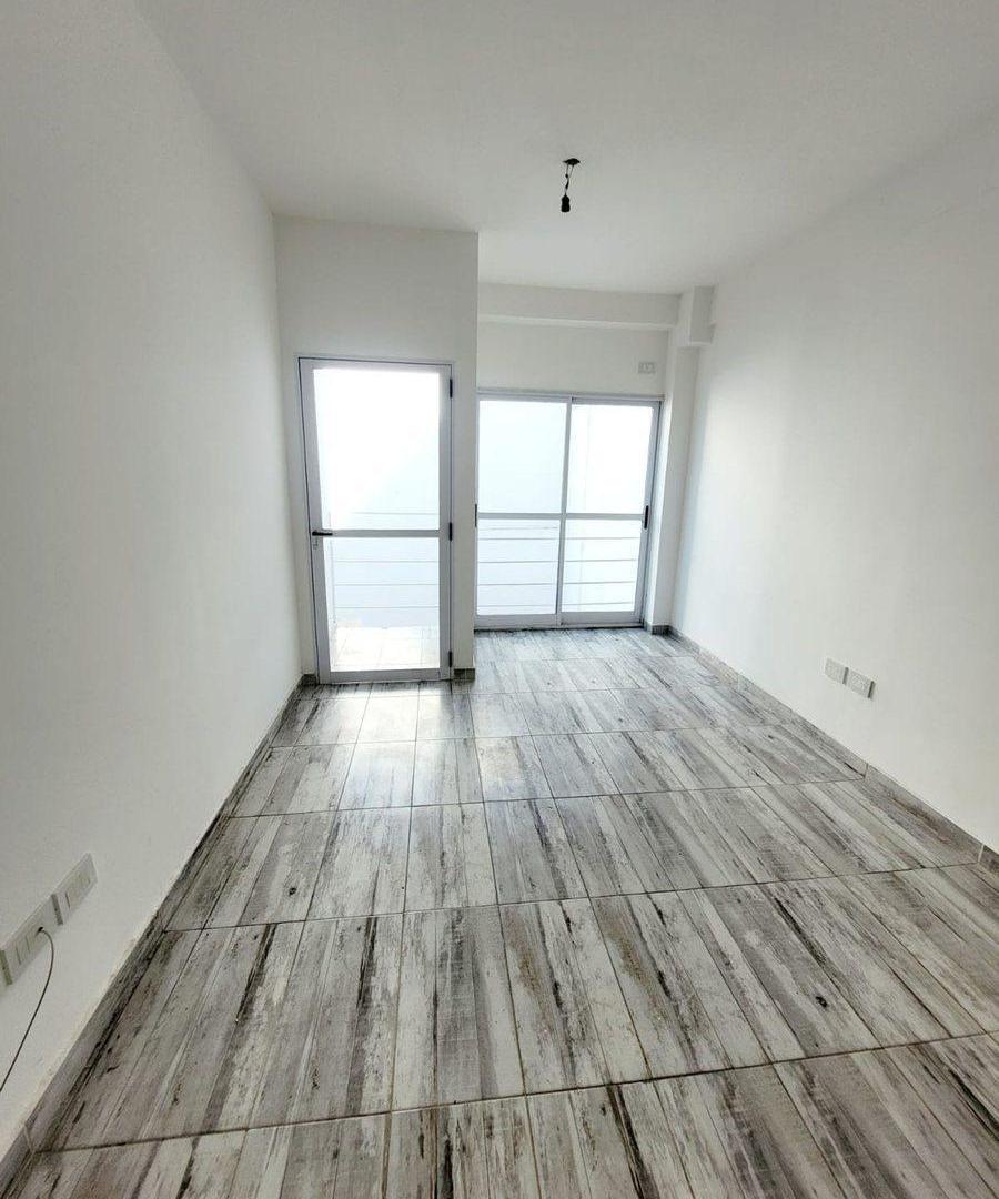VENTA DEPTO 2 AMBIENTES EN CABALLITO Con Balcon