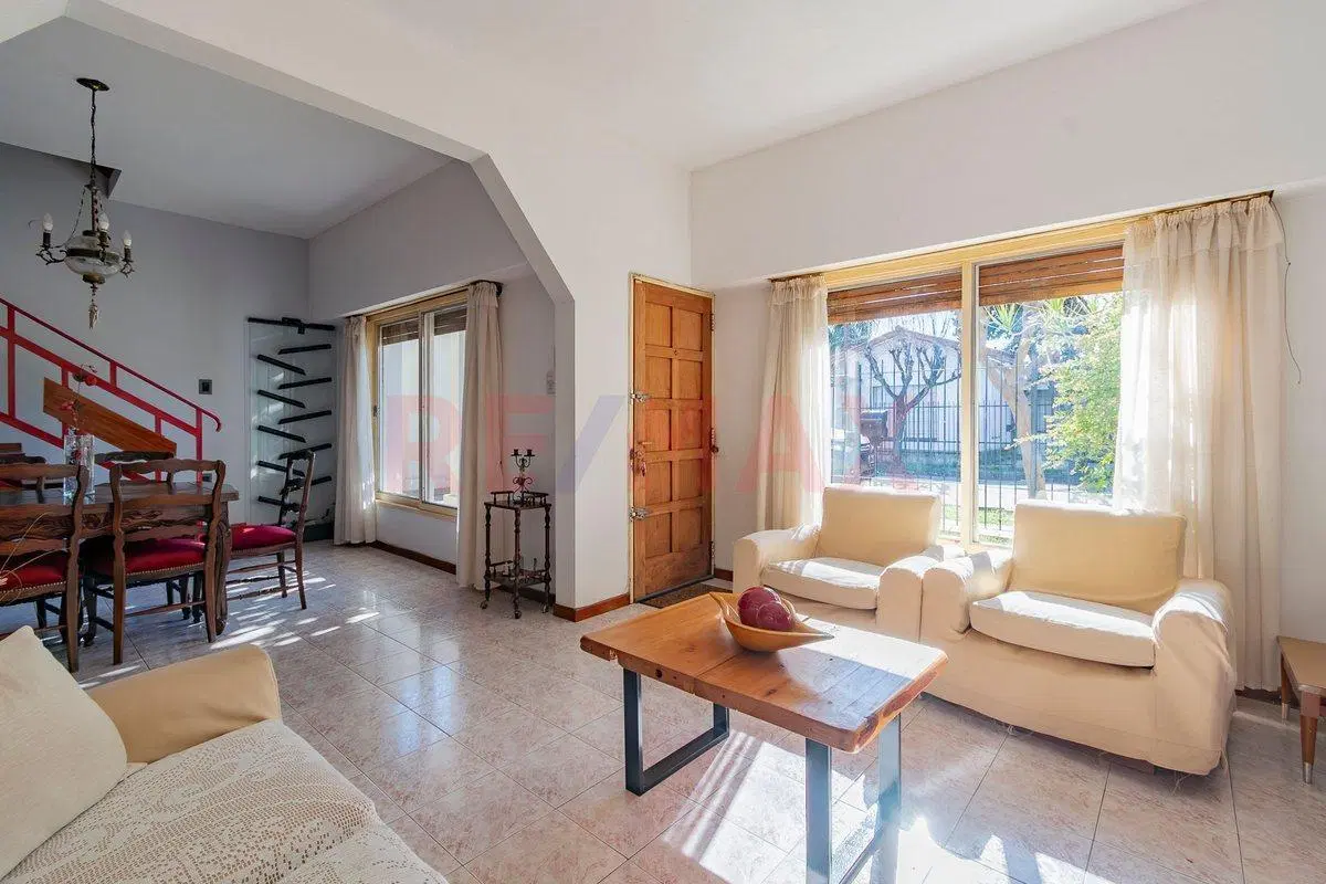 VENTA CASA 6 AMB. MUCHO SOL 3 COCHERAS PADUA SUR 3