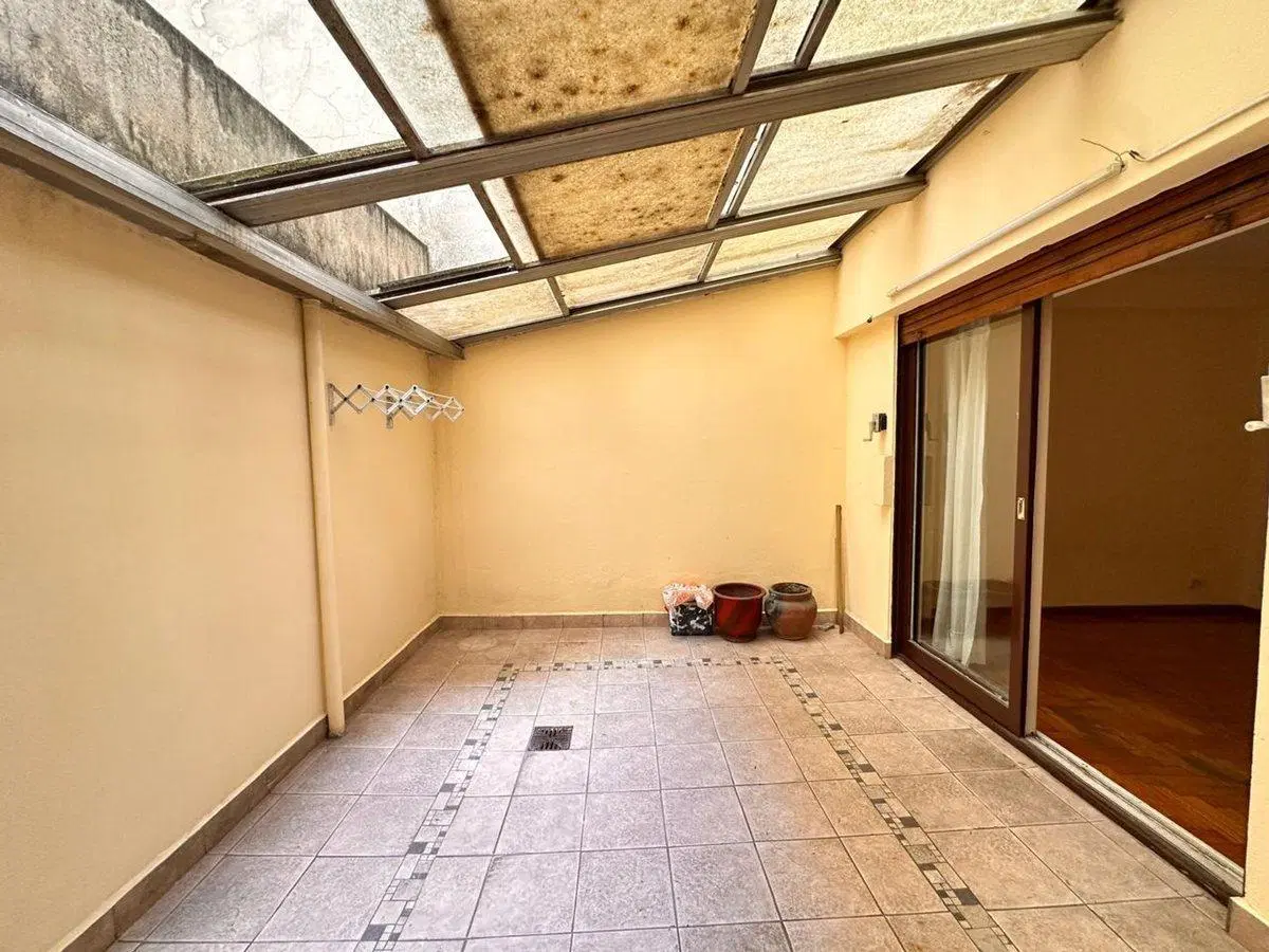 VENTA AMPLIO DPTO 3 AMB C/PATIO Y BALCON APTO CRED 2