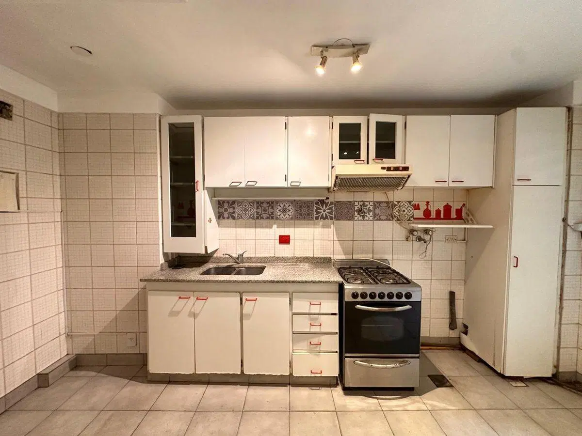 VENTA AMPLIO DPTO 3 AMB C/PATIO Y BALCON APTO CRED 5