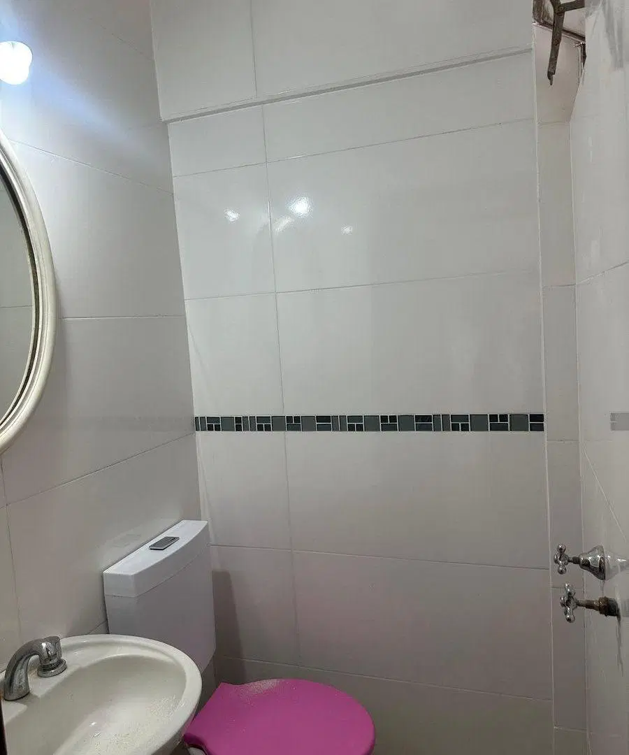 Alquiler PH Monoambiente con patio refaccionado 4