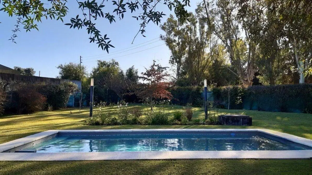 VENTA CASA DE DISEÑO EN SOLES DEL PILAR-PARRI/PILE 5
