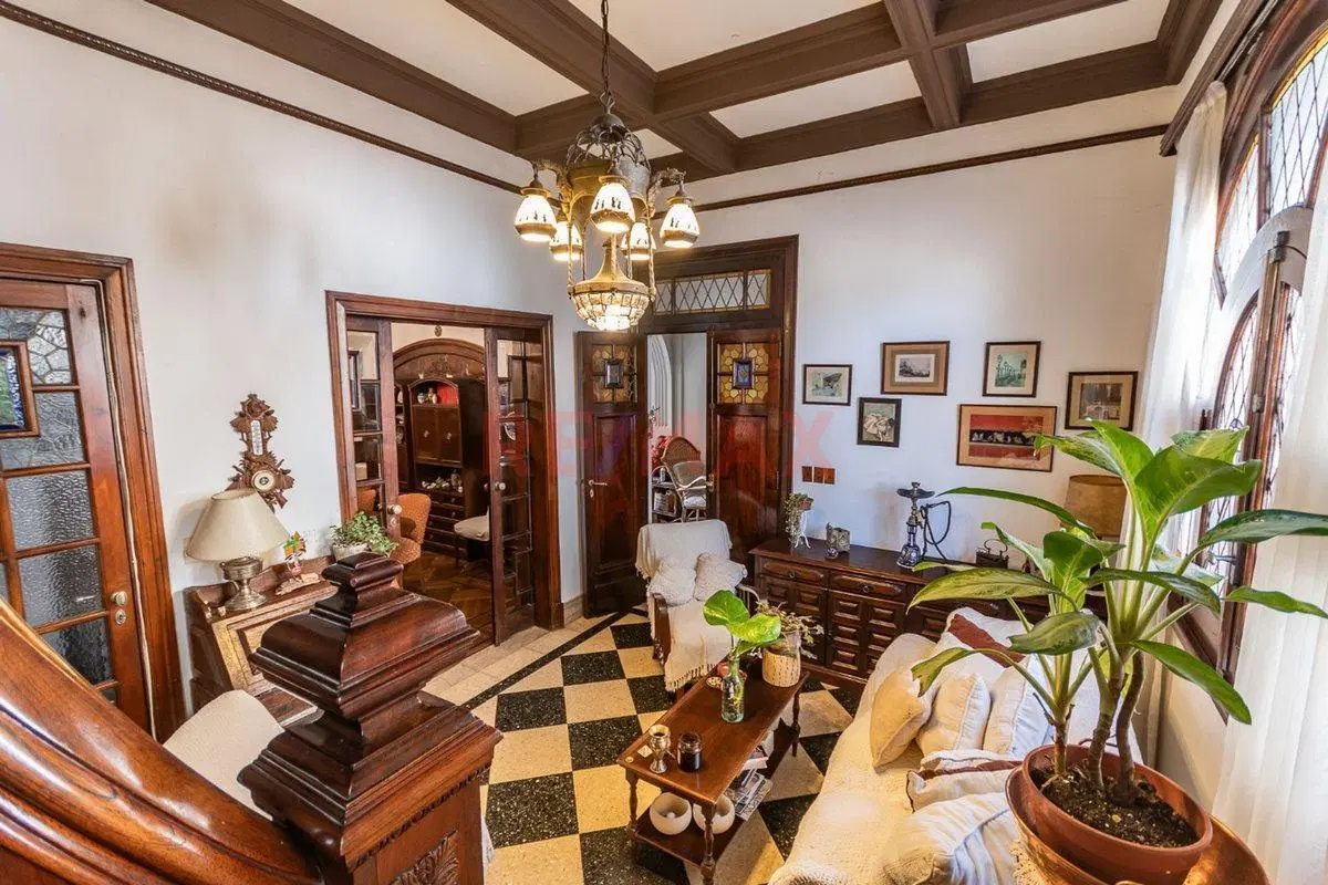 VENTA CASA 5 AMBIENTES TERRAZA COCHERA FLORES 2