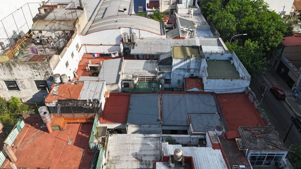 VENTA LOTE EN FLORES 5